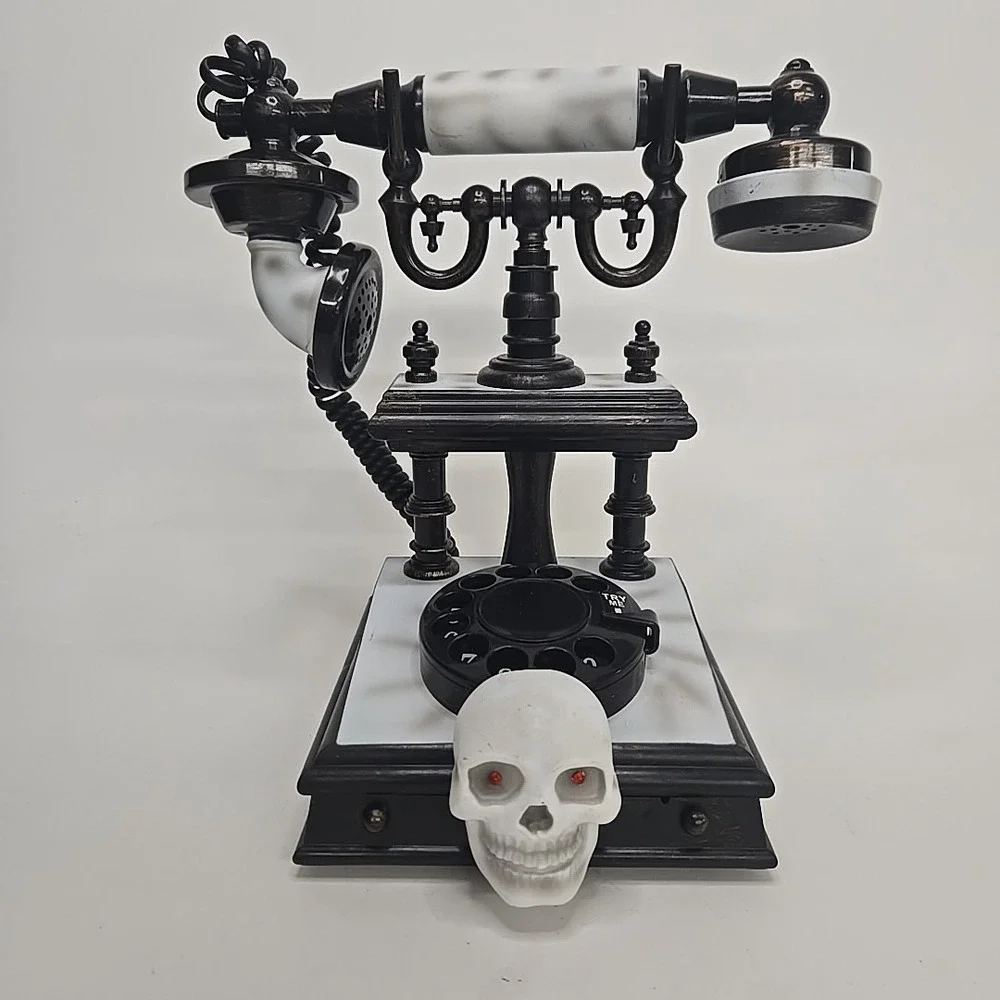 Gemmy Halloween Lighted Spooky Talking Telephone Rotary Phone Skull Prop Working